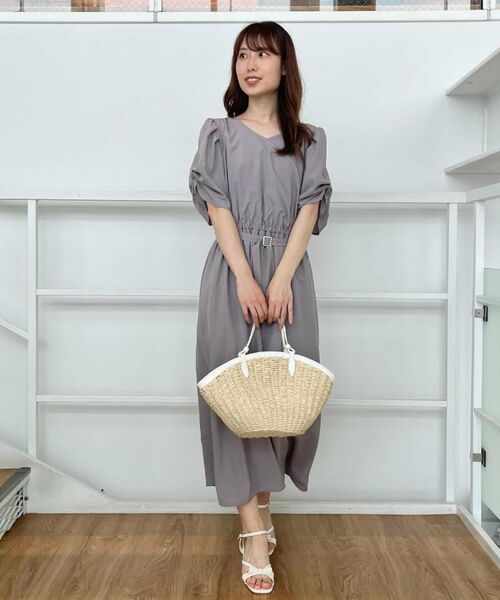 Couture Brooch / クチュールブローチ ロング・マキシ丈ワンピース | 【マシンウォッシャブル・二の腕カバー】ウエストベルトVネックワンピース | 詳細8