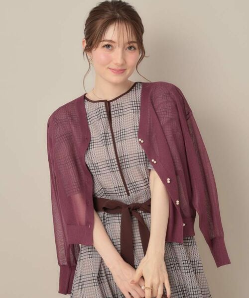 Couture Brooch / クチュールブローチ カーディガン・ボレロ | 【秋カラー・オシャレな透け感】ダブルパール調シアーカーディガン(ピンク(074))