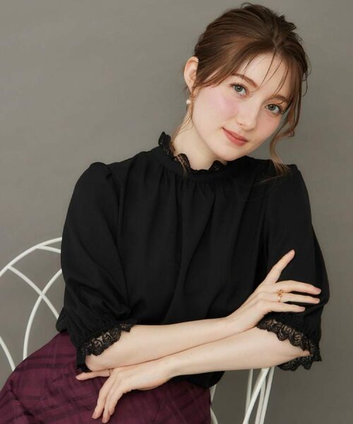 華やか・大人可愛い・5分袖】エンブロレース前後2WAYブラウス