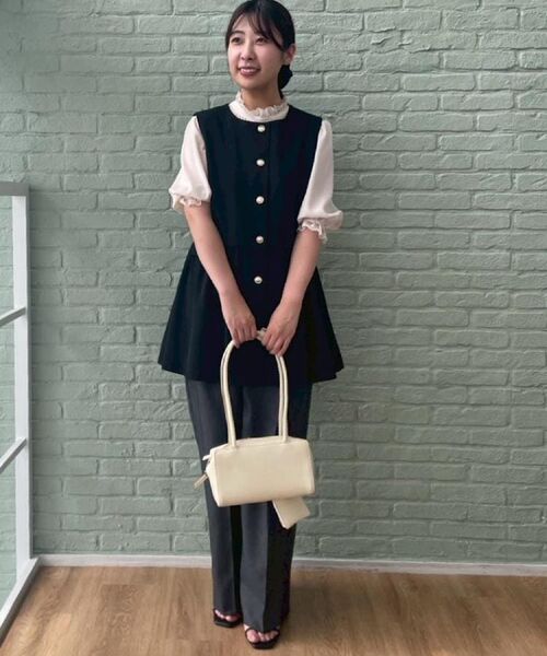 Couture Brooch / クチュールブローチ ベスト | 【フェミニン・きれいめ】ゴールド釦ペプラムジレ | 詳細10