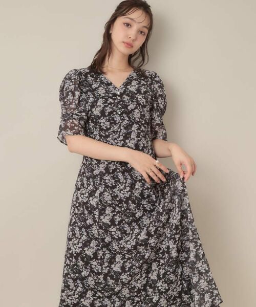 Couture Brooch / クチュールブローチ ロング・マキシ丈ワンピース | 【一枚で着映える・通勤】Vネックフラワーワンピース | 詳細10