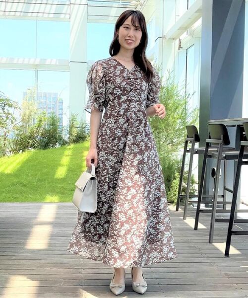 Couture Brooch / クチュールブローチ ロング・マキシ丈ワンピース | 【一枚で着映える・通勤】Vネックフラワーワンピース | 詳細22