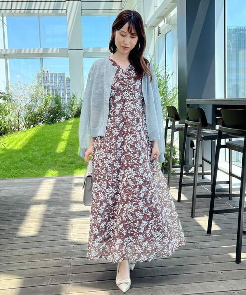 Couture Brooch / クチュールブローチ ロング・マキシ丈ワンピース | 【一枚で着映える・通勤】Vネックフラワーワンピース | 詳細24