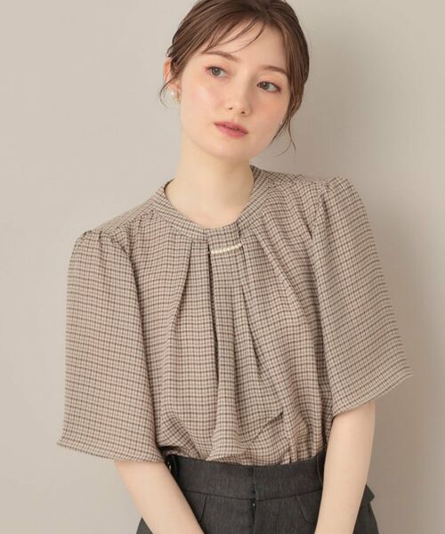 Couture Brooch / クチュールブローチ シャツ・ブラウス | 【着映え・5分袖・通勤】パール調タイチェックプリントブラウス | 詳細4