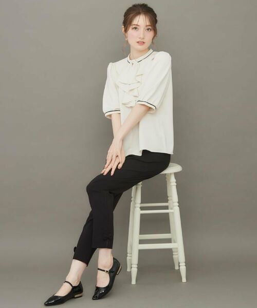 Couture Brooch / クチュールブローチ シャツ・ブラウス | 【華やか・5分袖・通勤】配色フリルタイブラウス | 詳細8