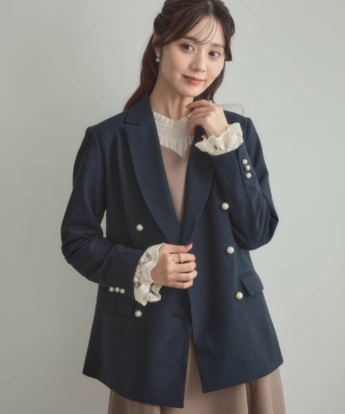 Couture Brooch / クチュールブローチ テーラードジャケット | 【高見え・きれいめ・通勤】レースカフス パール調釦テーラードジャケット(ネイビー(094))