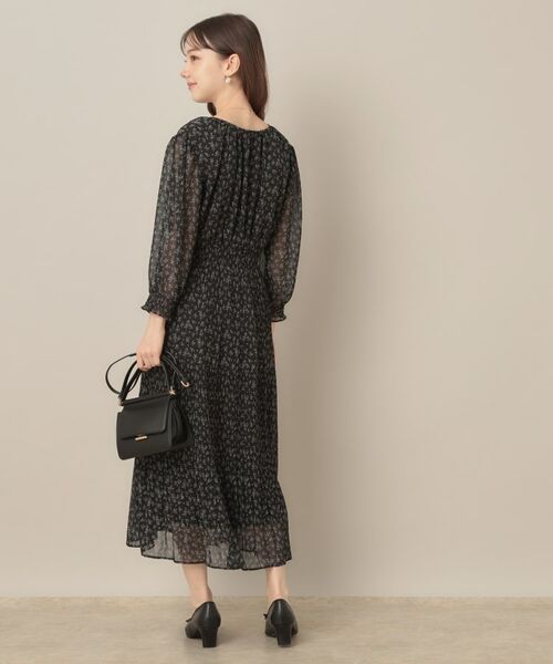 Couture Brooch / クチュールブローチ ロング・マキシ丈ワンピース | 【一枚で着映える・花柄・通勤】前後2WAYシフォン楊柳小花ワンピース | 詳細3