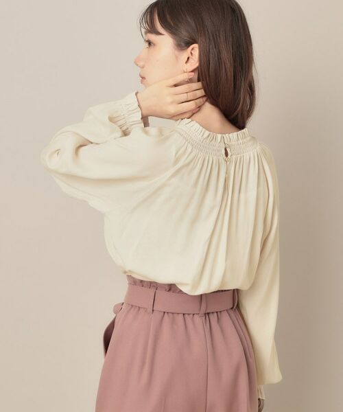 Couture Brooch / クチュールブローチ シャツ・ブラウス | 【きれいめ・通勤】RTピケ前後2WAYシャーリングブラウス | 詳細5