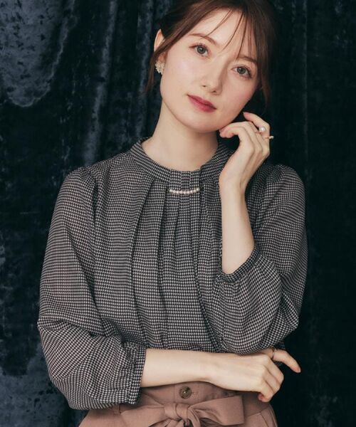 Couture Brooch / クチュールブローチ シャツ・ブラウス | 【大人可愛い・パール取り外し・通勤】・タックタイチェック柄ブラウス | 詳細14