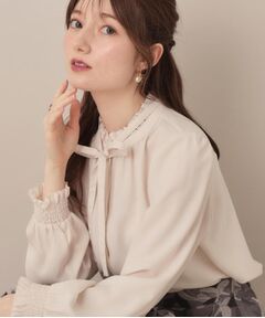 Couture Brooch / クチュールブローチ シャツ・ブラウス | 【フェミニン・通勤】タイ付きピコフリルブラウス