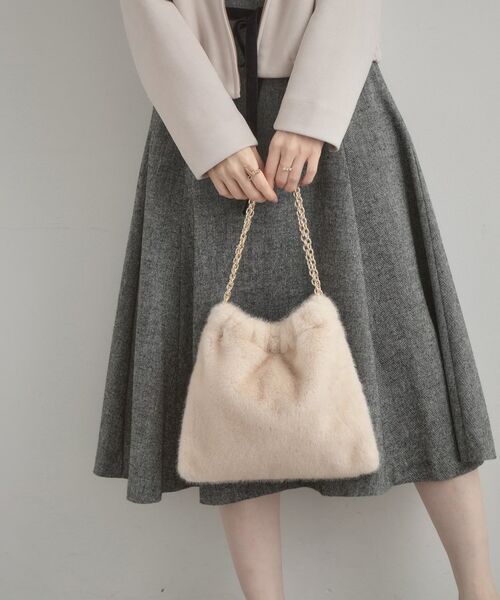 Couture Brooch / クチュールブローチ トートバッグ | フェイクファーチェーンバッグ | 詳細12