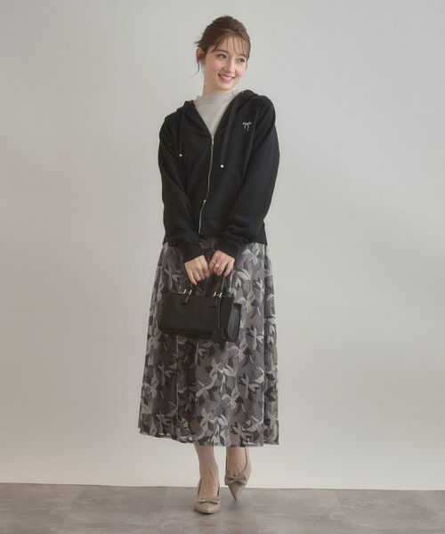 Couture Brooch / クチュールブローチ パーカー | 【マシンウォッシャブル・UVケア・大人可愛い】リボン刺繍ダンボールZIPフーディ | 詳細12