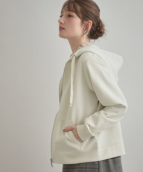 Couture Brooch / クチュールブローチ パーカー | 【マシンウォッシャブル・UVケア・大人可愛い】リボン刺繍ダンボールZIPフーディ | 詳細5