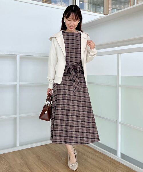 Couture Brooch / クチュールブローチ パーカー | 【マシンウォッシャブル・UVケア・大人可愛い】リボン刺繍ダンボールZIPフーディ | 詳細7