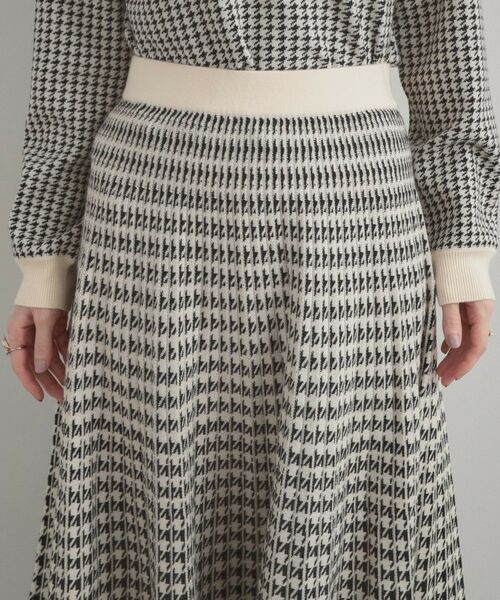 Couture Brooch / クチュールブローチ ロング・マキシ丈スカート | 【クラシカル・大人上品】千鳥ジャカードニットプリーツスカート | 詳細27