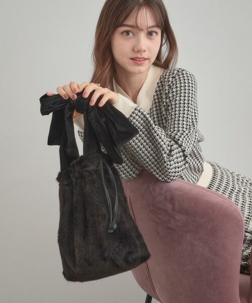 Couture Brooch / クチュールブローチ トートバッグ | ベロアリボンフェイクファートートバッグ | 詳細15