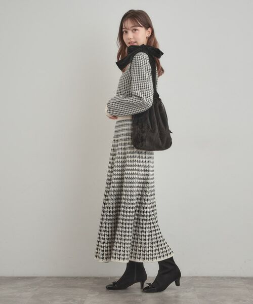 Couture Brooch / クチュールブローチ トートバッグ | ベロアリボンフェイクファートートバッグ | 詳細16