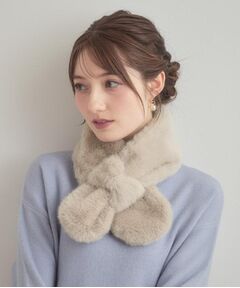 Couture Brooch / クチュールブローチ マフラー・ショール・スヌード・ストール | エコファーリボンループティペット