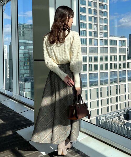 Couture Brooch / クチュールブローチ ニット・セーター | 【華やぎ・一枚で着映え】ケーブルパール調ニット | 詳細9