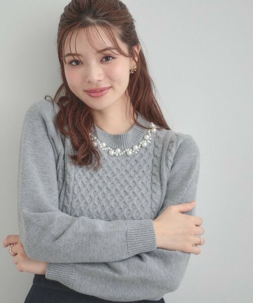 Couture Brooch / クチュールブローチ ニット・セーター | 【きれいめ】パール調デザイン アラン柄ニット | 詳細17