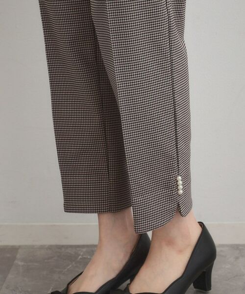 Couture Brooch / クチュールブローチ ショート・ハーフ・半端丈パンツ | 【通勤・美脚見え・あったか】裏起毛パール調スカラ裾デザインパンツ | 詳細29
