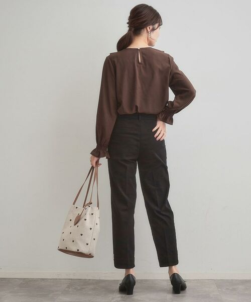 Couture Brooch / クチュールブローチ ショート・ハーフ・半端丈パンツ | 【通勤・美脚見え・あったか】裏起毛パール調スカラ裾デザインパンツ | 詳細3