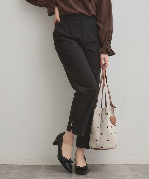 Couture Brooch / クチュールブローチ ショート・ハーフ・半端丈パンツ | 【通勤・美脚見え・あったか】裏起毛パール調スカラ裾デザインパンツ | 詳細4