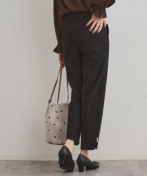 Couture Brooch / クチュールブローチ ショート・ハーフ・半端丈パンツ | 【通勤・美脚見え・あったか】裏起毛パール調スカラ裾デザインパンツ | 詳細6