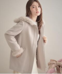 Couture Brooch / クチュールブローチ その他アウター | 【大人可愛い・フード取り外し可能】フードフェイクファー ハーフ丈コート