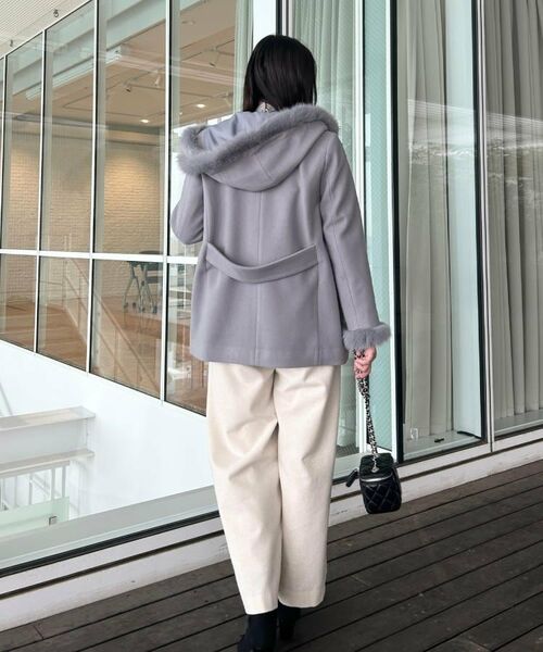 Couture Brooch / クチュールブローチ その他アウター | 【大人可愛い・フード取り外し可能】フードフェイクファー ハーフ丈コート | 詳細10