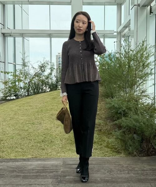 Couture Brooch / クチュールブローチ カーディガン・ボレロ | 【袖口レース・着映え】短毛モールペプラム カーデ | 詳細24