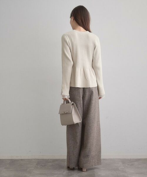 Couture Brooch / クチュールブローチ カーディガン・ボレロ | 【袖口レース・着映え】短毛モールペプラム カーデ | 詳細4