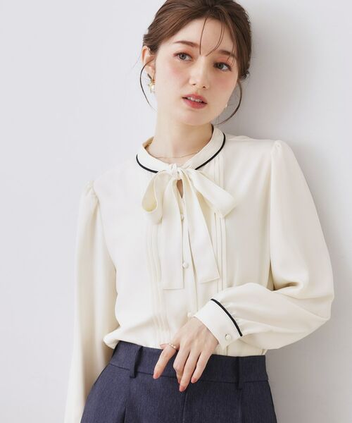 Couture Brooch / クチュールブローチ シャツ・ブラウス | 配色タックタイブラウス | 詳細1