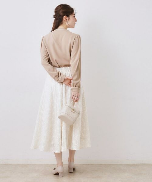 Couture Brooch / クチュールブローチ シャツ・ブラウス | 配色タックタイブラウス | 詳細13