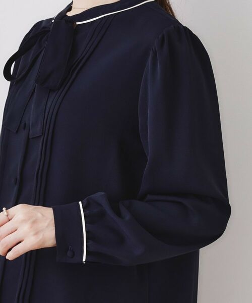 Couture Brooch / クチュールブローチ シャツ・ブラウス | 配色タックタイブラウス | 詳細27