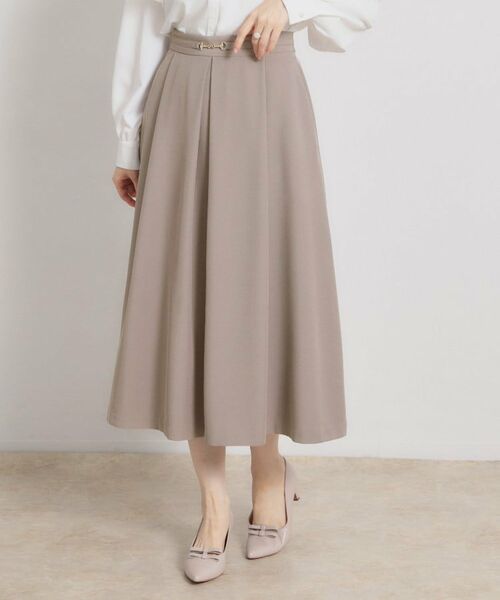 Couture Brooch / クチュールブローチ ロング・マキシ丈スカート | ビットベルトタックスカート | 詳細1