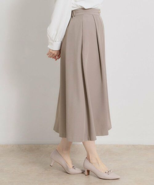 Couture Brooch / クチュールブローチ ロング・マキシ丈スカート | ビットベルトタックスカート | 詳細2