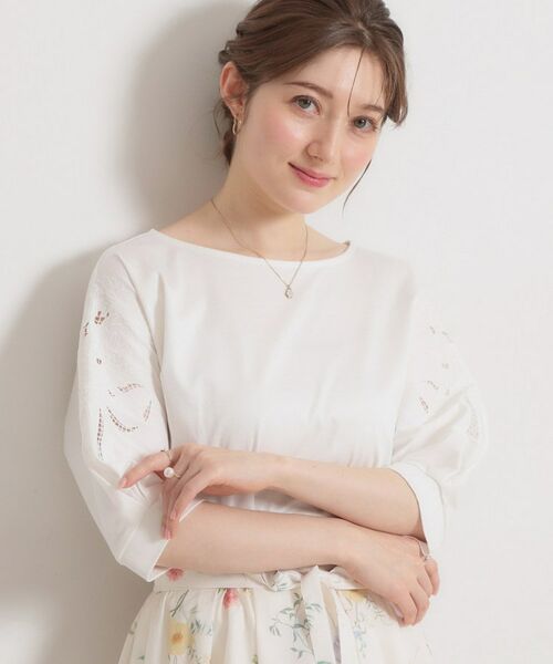 Couture Brooch / クチュールブローチ カットソー | 60シルケットエンブロドルマントップス（オフホワイト(003)）