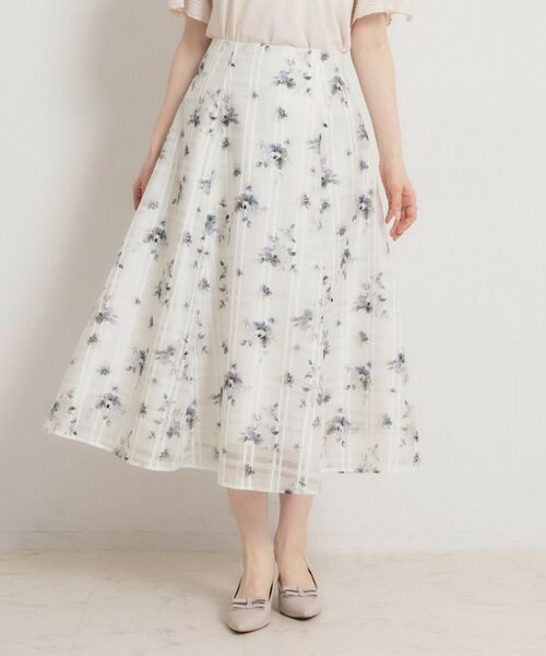 Couture Brooch / クチュールブローチ ロング・マキシ丈スカート | シアーチェックフラワープリント | 詳細1