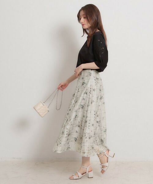 Couture Brooch / クチュールブローチ ロング・マキシ丈スカート | シアーチェックフラワープリント | 詳細12