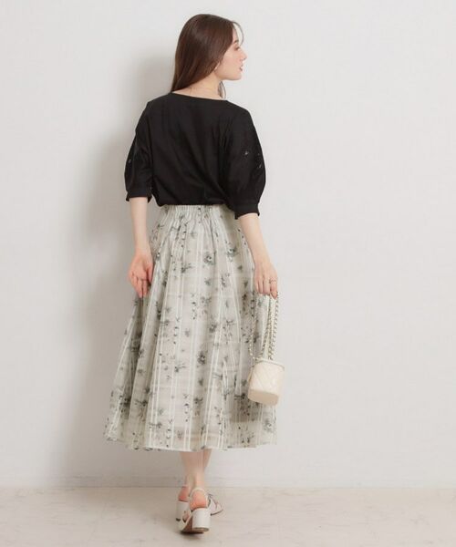 Couture Brooch / クチュールブローチ ロング・マキシ丈スカート | シアーチェックフラワープリント | 詳細13