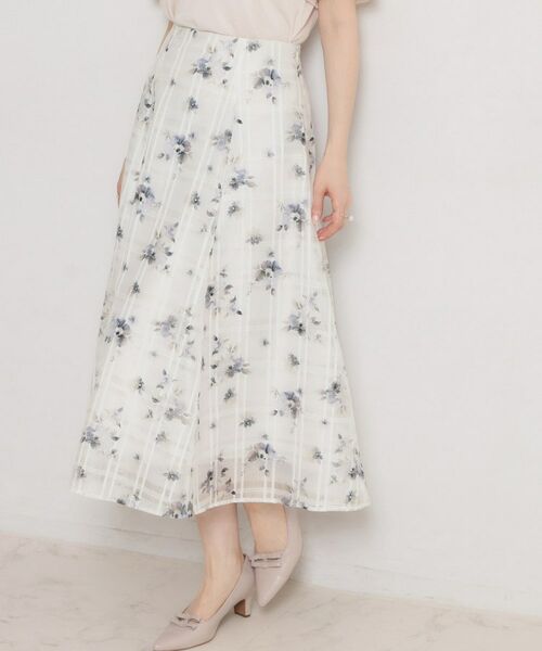 Couture Brooch / クチュールブローチ ロング・マキシ丈スカート | シアーチェックフラワープリント（オフホワイト(103)）
