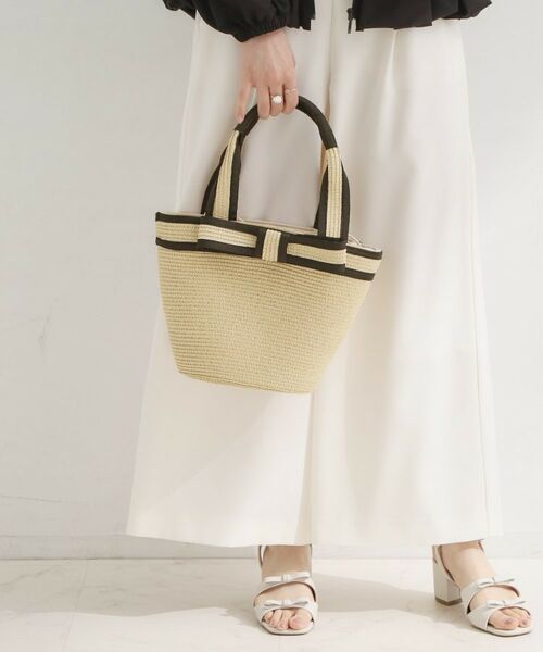 Couture Brooch / クチュールブローチ トートバッグ | リボンペーパートート | 詳細1