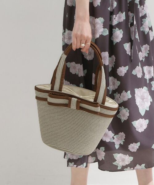 Couture Brooch / クチュールブローチ トートバッグ | リボンペーパートート | 詳細3