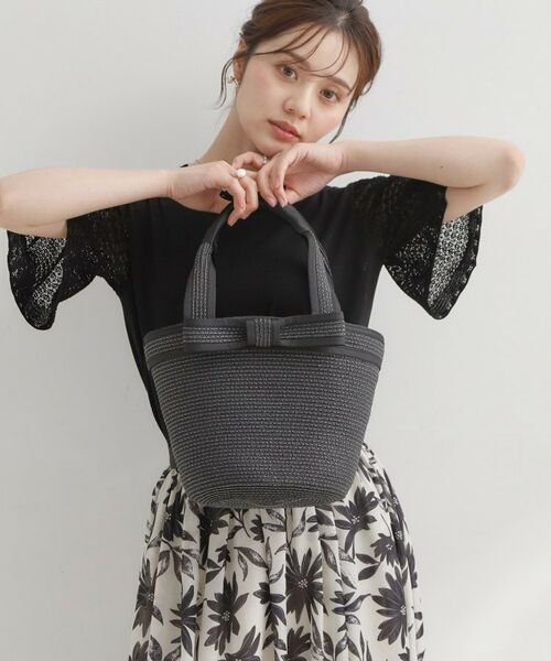 Couture Brooch / クチュールブローチ トートバッグ | リボンペーパートート（ブラック(019)）