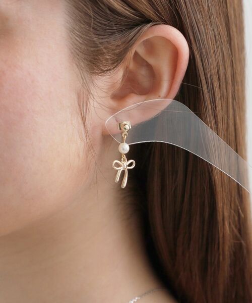 Couture Brooch / クチュールブローチ ピアス・イヤリング | フェイクパール付きリボンモチーフピアス | 詳細4