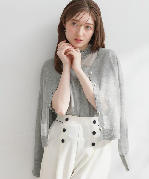 Couture Brooch / クチュールブローチ カーディガン・ボレロ | LEVITAダブルパール調釦カーディ（ライトグレー(011)）