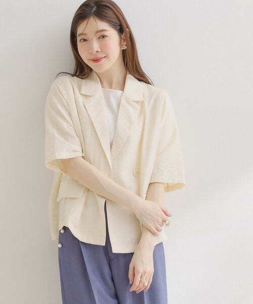 Couture Brooch / クチュールブローチ テーラードジャケット | バックスリットハーフジャケット（ベージュ(052)）