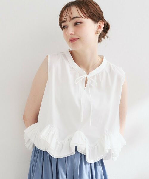 Couture Brooch / クチュールブローチ シャツ・ブラウス | 裾フリルノースリブラウス（オフホワイト(003)）