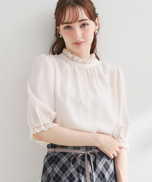 Couture Brooch / クチュールブローチ シャツ・ブラウス | エンブロレース前後2WAY5分袖ブラウス（アイボリー(004)）